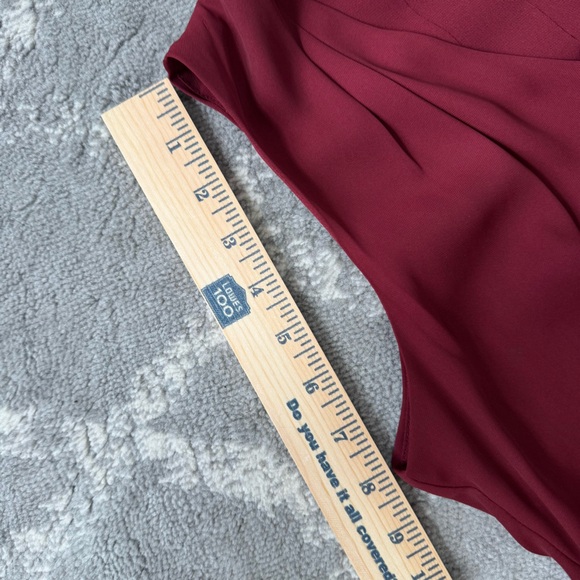 White House Black Market Burgandy Mock Neck Blouse Size 4 Date Night Chic Layers - Picture 12 of 12